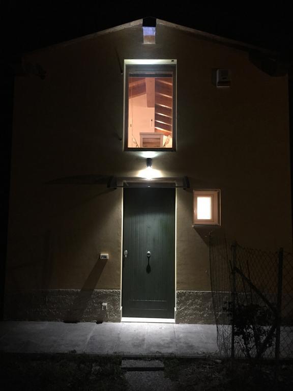B&B Nido Sui Laghi San Donnino della Nizzola Exteriér fotografie